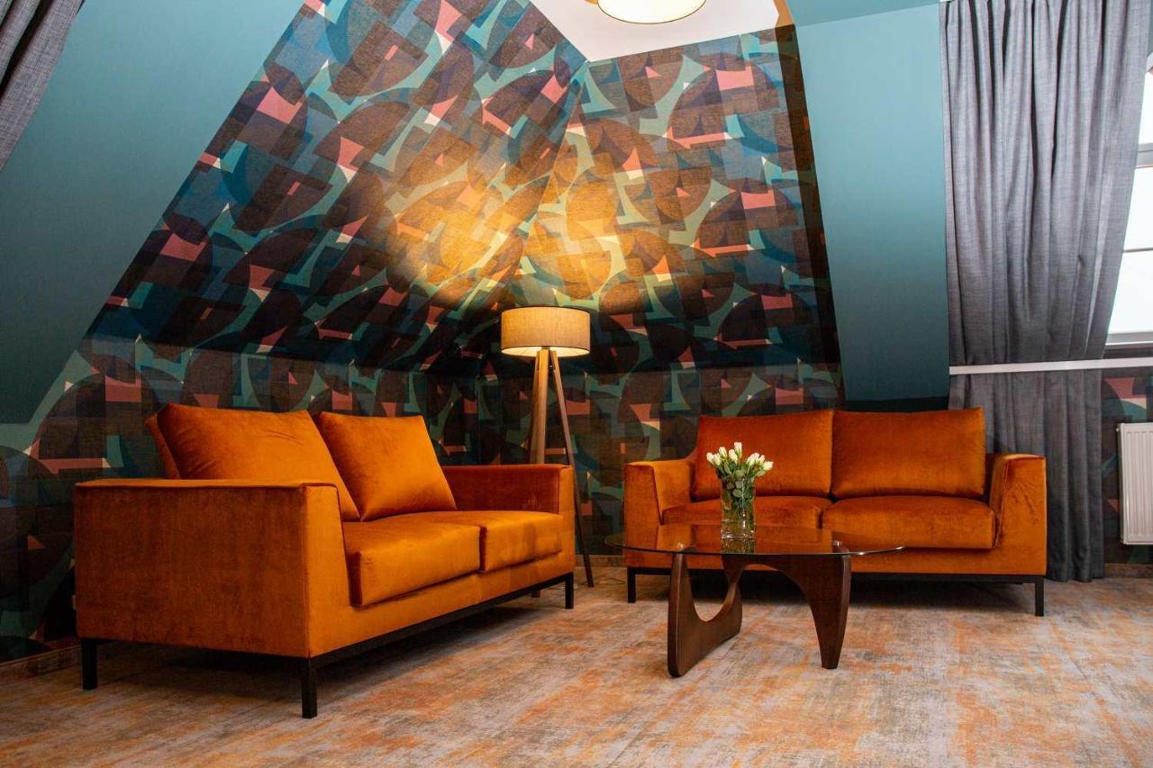 Hotel Styl 70 بيشتنا المظهر الخارجي الصورة