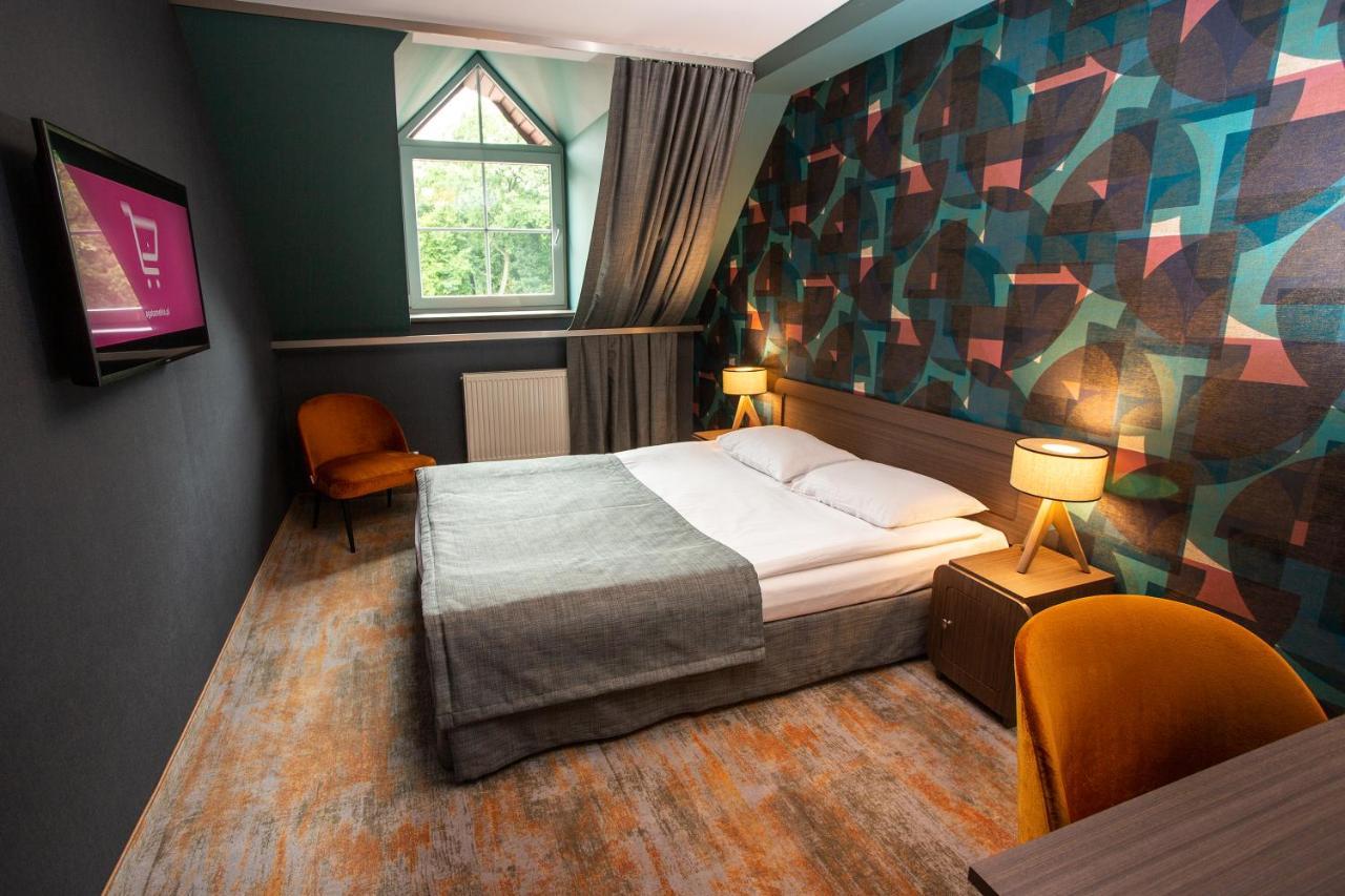 Hotel Styl 70 بيشتنا المظهر الخارجي الصورة