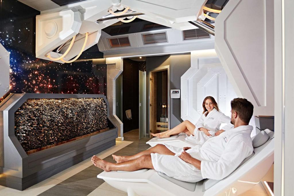 Hotel Styl 70 بيشتنا المظهر الخارجي الصورة